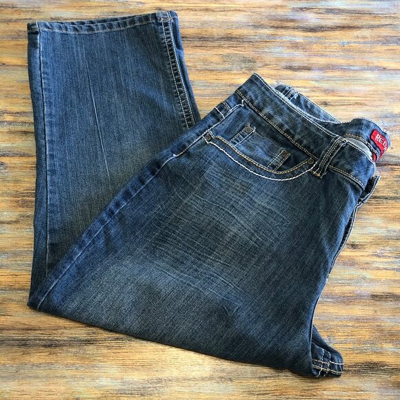 Red Rivet Jeans Capris Cropped Mid Rise Blue Womens Plus Size 18W - Picture 12 of 15